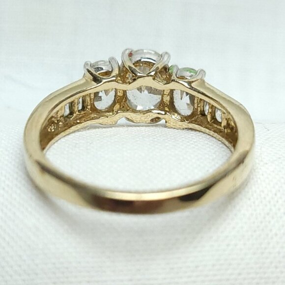 Three Stone Gold Tone Ring - Picture 4 of 7